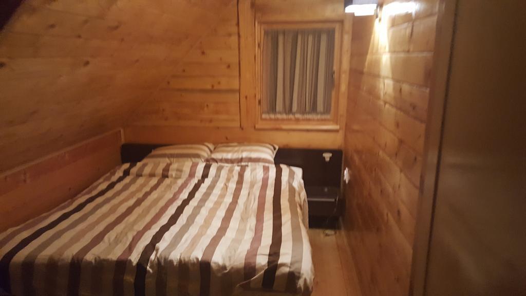 Holiday Home Floris โคเปานิก ภายนอก รูปภาพ